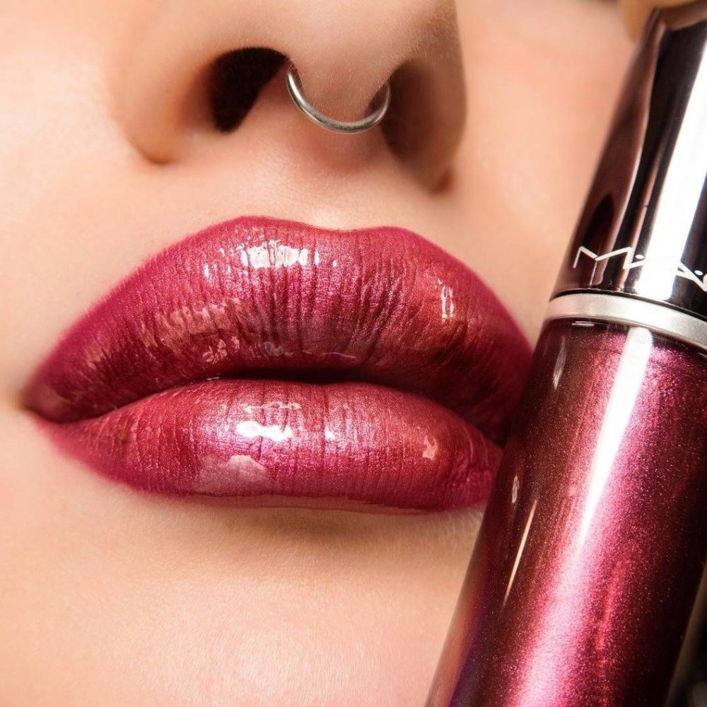 MAC "SPACE BUBBLE" Lipstick NIB Grand Illusion - Picture 1 of 9